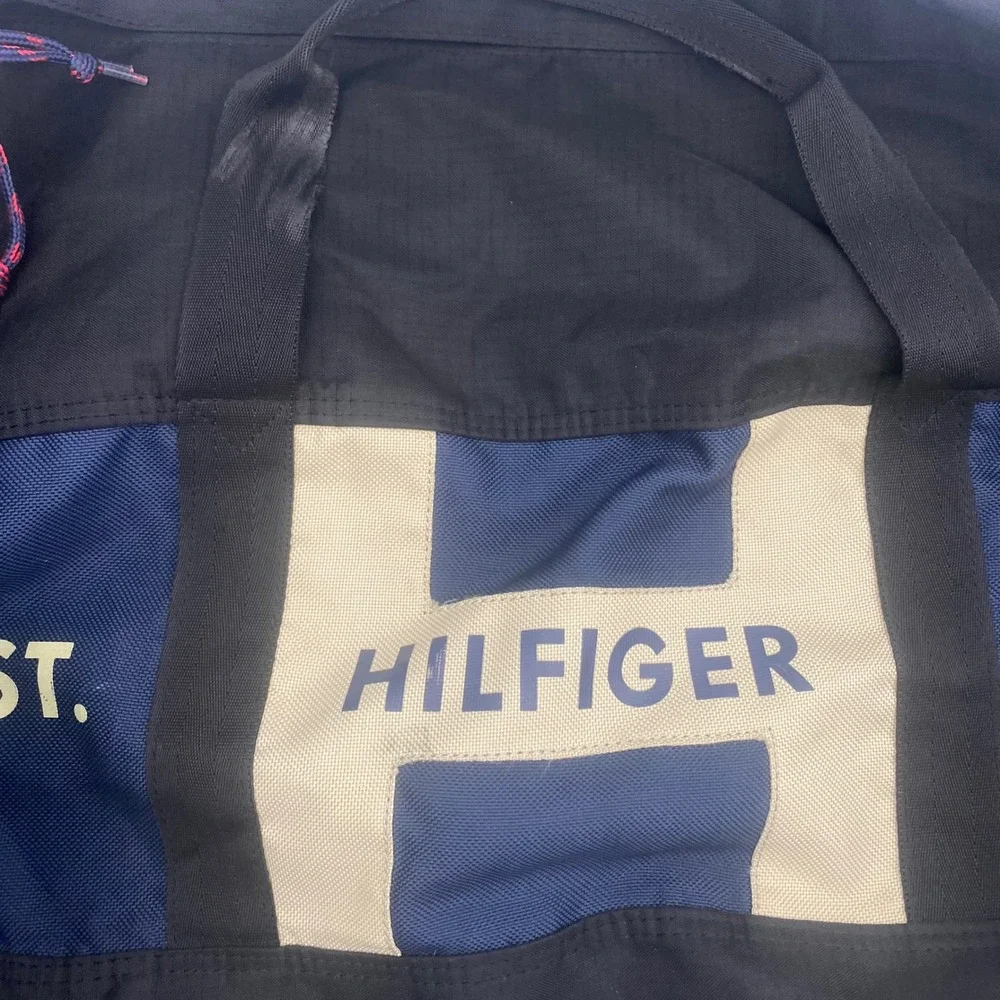 Tommy Hilfiger Duffle Bag Gym Travel Carry On Black Blue Logo 1985 Y2K Style EUC